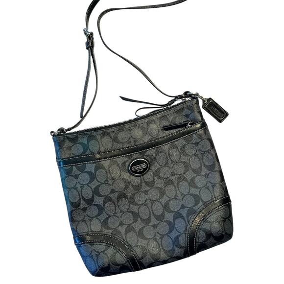 COACH Heritage Peyton Signature File Bag F18926 Dark Gray Black Crossbody Purse - Picture 1 of 10